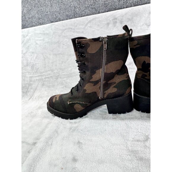 Madden Girl womens size 8 combat camoflage boot - Picture 5 of 16